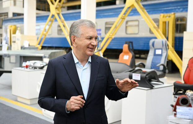 Президент Шавкат Мирзиёев посетил Завод